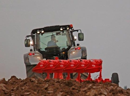Начіпні плуги KUHN MULTI-MASTER  153