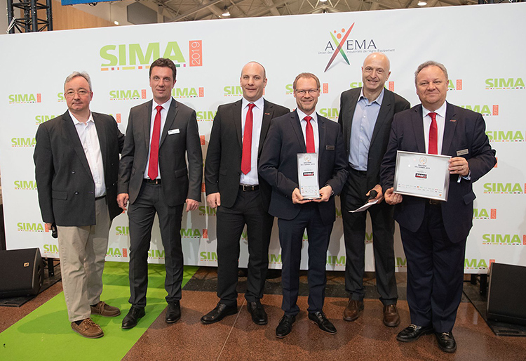 Компанія CASE IH здобула одразу два титули Машина року