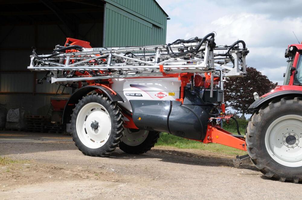 Trailed sprayer KUHN METRIS 4102