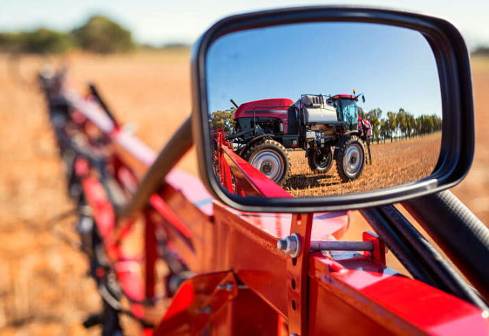 Self-propelled sprayer - work for results. What additional equipment is worth considering?