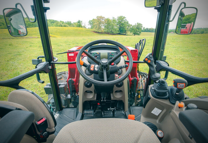 The ideal universal CASE IH Farmall M: Titan Machinery will present a 110-hp tractor in Ukraine