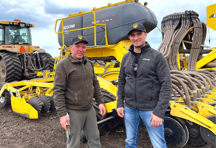 You don't need anything else if you have the BEDNAR OMEGA universal seeder