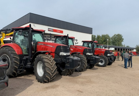 Open day in Zhytomyr: tractors, combines and agricultural drones in focus