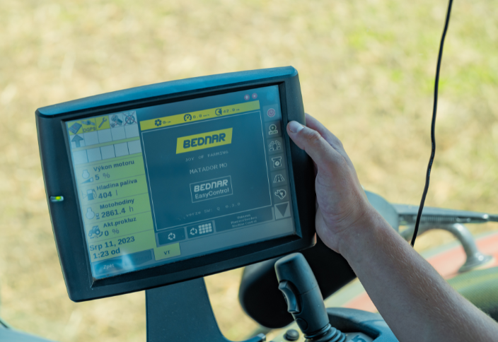 Introducing the new: BEDNAR MATADOR MO Seeder