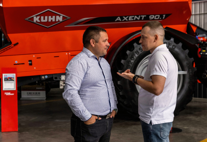 Презентація технічних НОВИНОК агро сектору: Тайтен Машинері Україна провела День відкритих дверей на Київщині