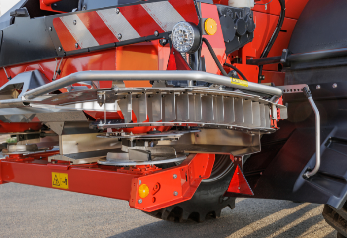 KUHN Axent 90.1: Precision, Reliability, and Productivity for Ukrainian Farmers