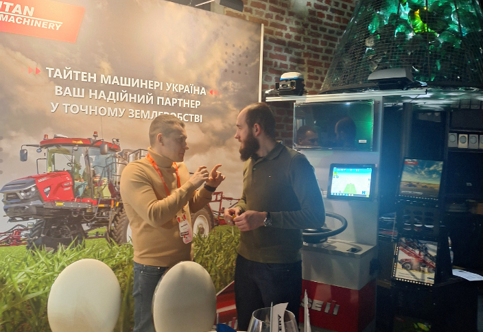 Тайтен Машинері Україна на конференції Re:Farm 2025: Інноваційні рішення для сучасного агробізнесу