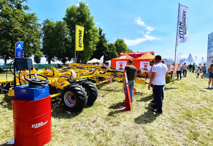 Titan Machinery Ukraine at the "Nove Zernyatko" Field Day: Technology That Inspires