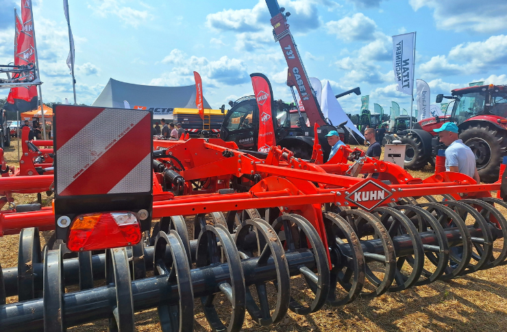 Тайтен Машинері Україна на «УКАБ Агротехнології 2025»: надійні рішення для вашого поля