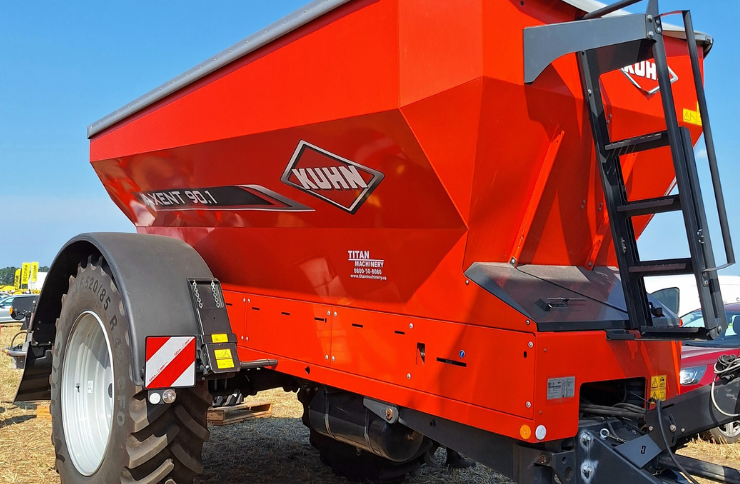Trade-In Program: Exchange Your Used Spreader for a New KUHN AXENT 90.1 for Your Farm