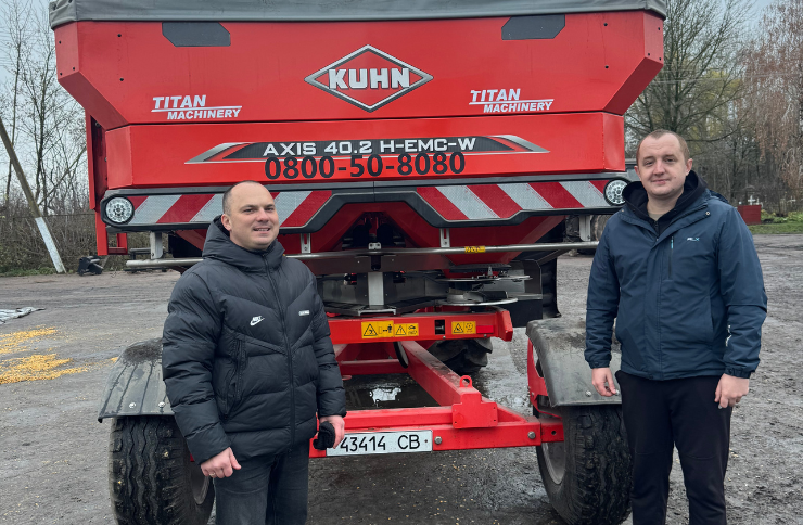 KUHN AXIS 40.2 H-EMC-W - точність, що виправдала очікування господарства