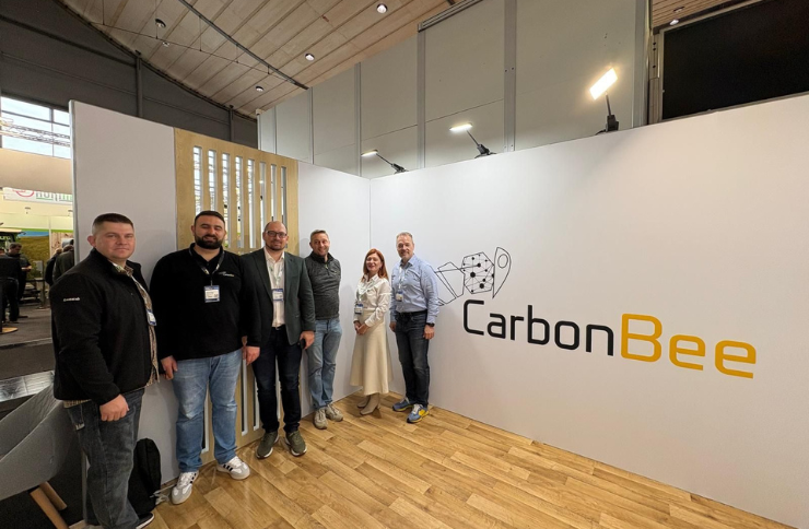 Тайтен Машинері Україна стала офіційним дилером Carbon Bee в Україні: новий етап розвитку інновацій у точному землеробстві