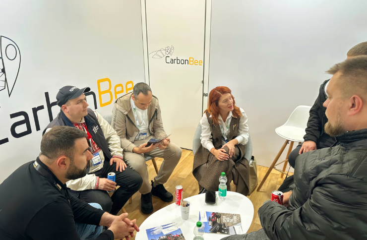 Тайтен Машинері Україна стала офіційним дилером Carbon Bee в Україні: новий етап розвитку інновацій у точному землеробстві