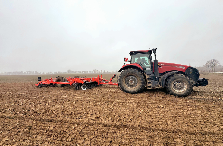 KUHN PERFORMER SELECT Combined Disc-Tine Cultivator - a universal solution for modern farming