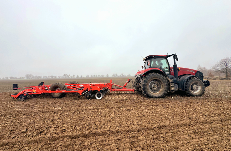 KUHN PERFORMER SELECT Combined Disc-Tine Cultivator - a universal solution for modern farming