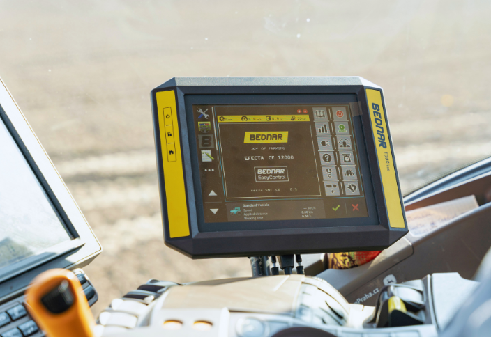 A New Standard of Productivity: BEDNAR EFECTA CE 12000 — High-Performance Seeder for Large-Scale Farming