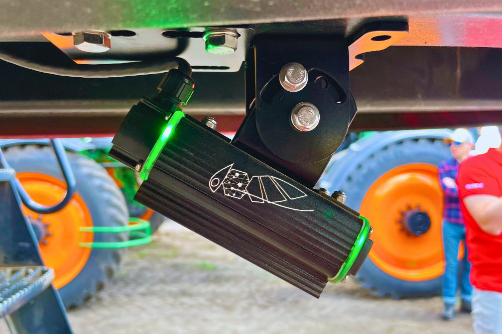 Інтелектуальна система селективного обприскування Carbon Bee Smart Sticker X