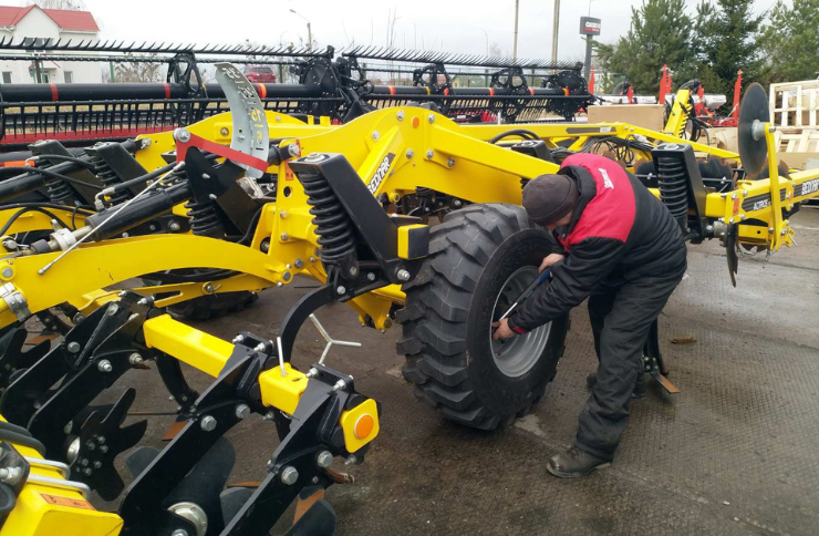 Comprehensive After-Sales Service from Titan Machinery Ukraine — Experience, Reliability and Innovation