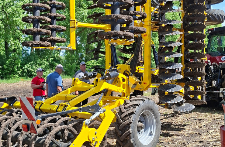 Сучасні технології BEDNAR на AGRO Challenge 2026 представила компанія Тайтен Машинері Україна