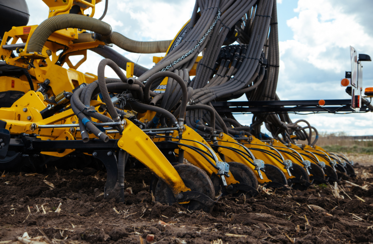 “Moisture preserved, fuel saved, and uniform emergence achieved!”
