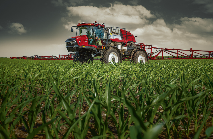 CASE IH Sprayers: The Balance of Power, Technology, and Cost Efficiency