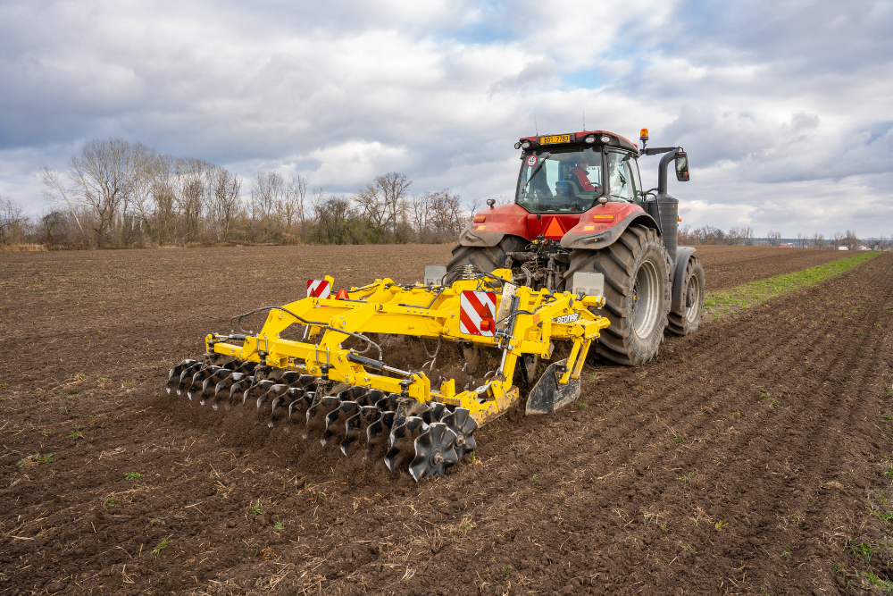 Rippers and disc harrows