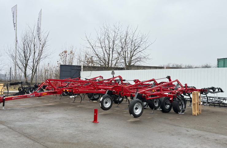Культиватор CASE IH Tiger-Mate 255 у роботі: три господарства про продуктивність, якість обробітку та роботу у складних умовах